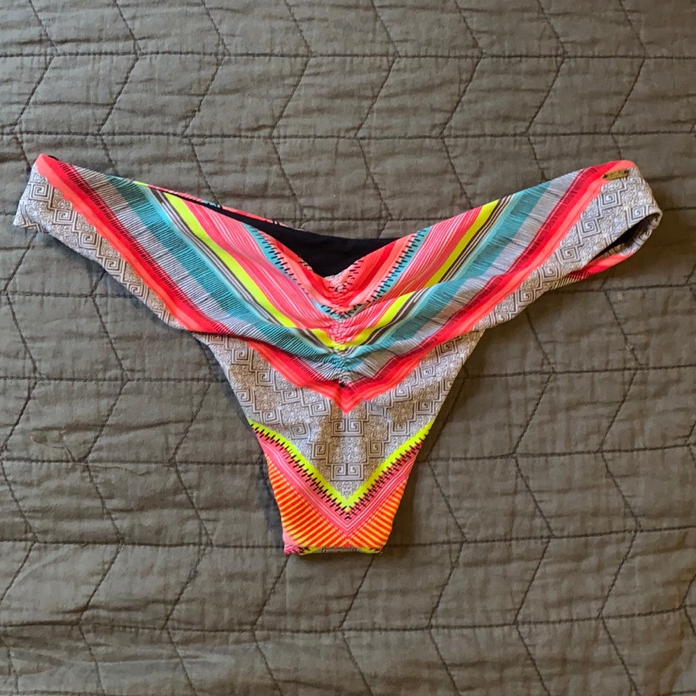 Rip curl CHEEKY bikini bottoms medium